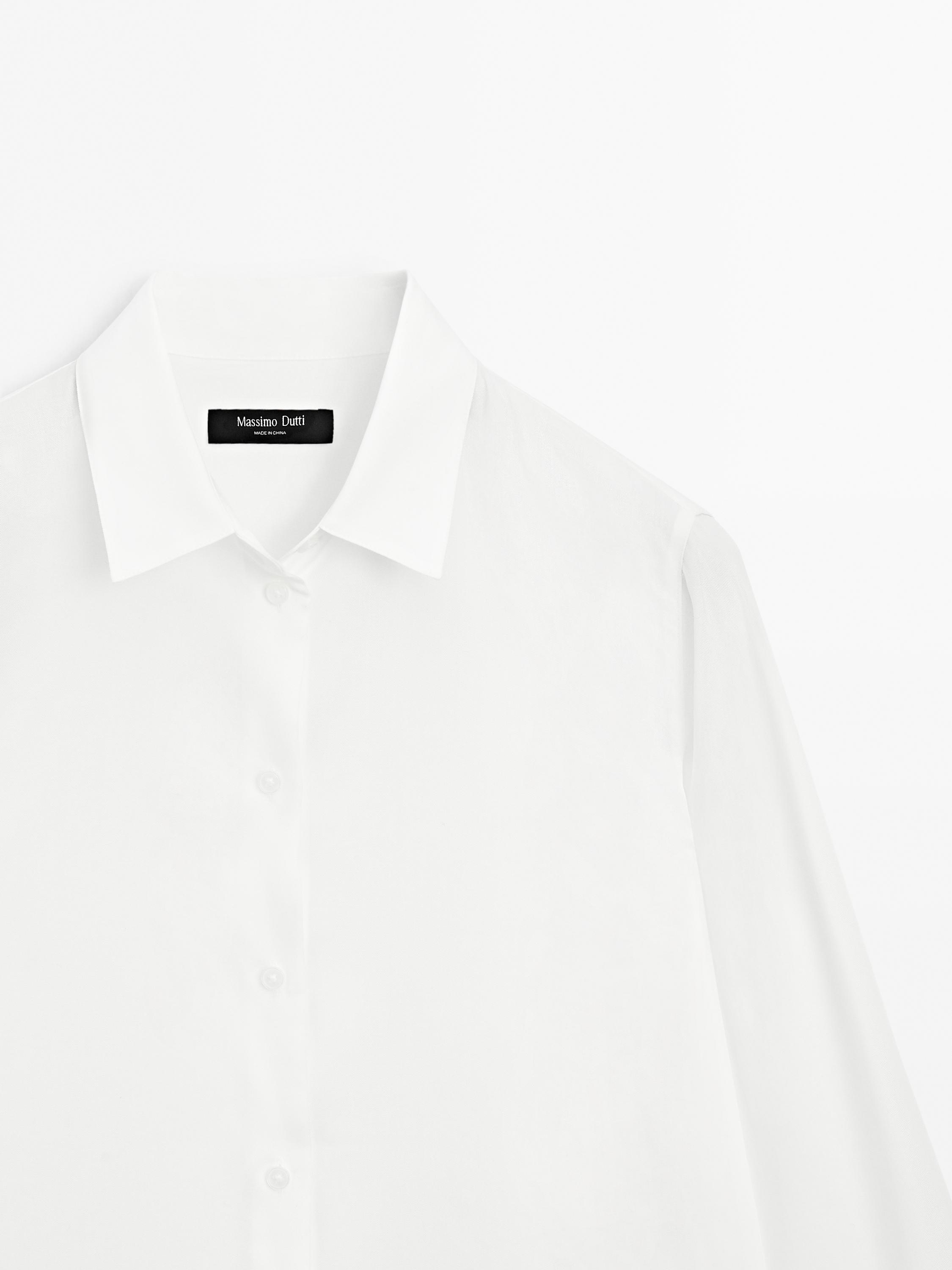 Flowing shirt with collar